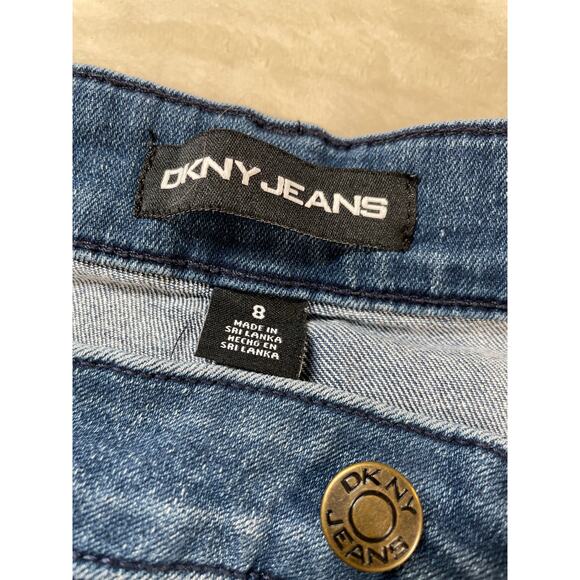 DKNY Womans Denim Bermuda Shorts 8 - Picture 4 of 9